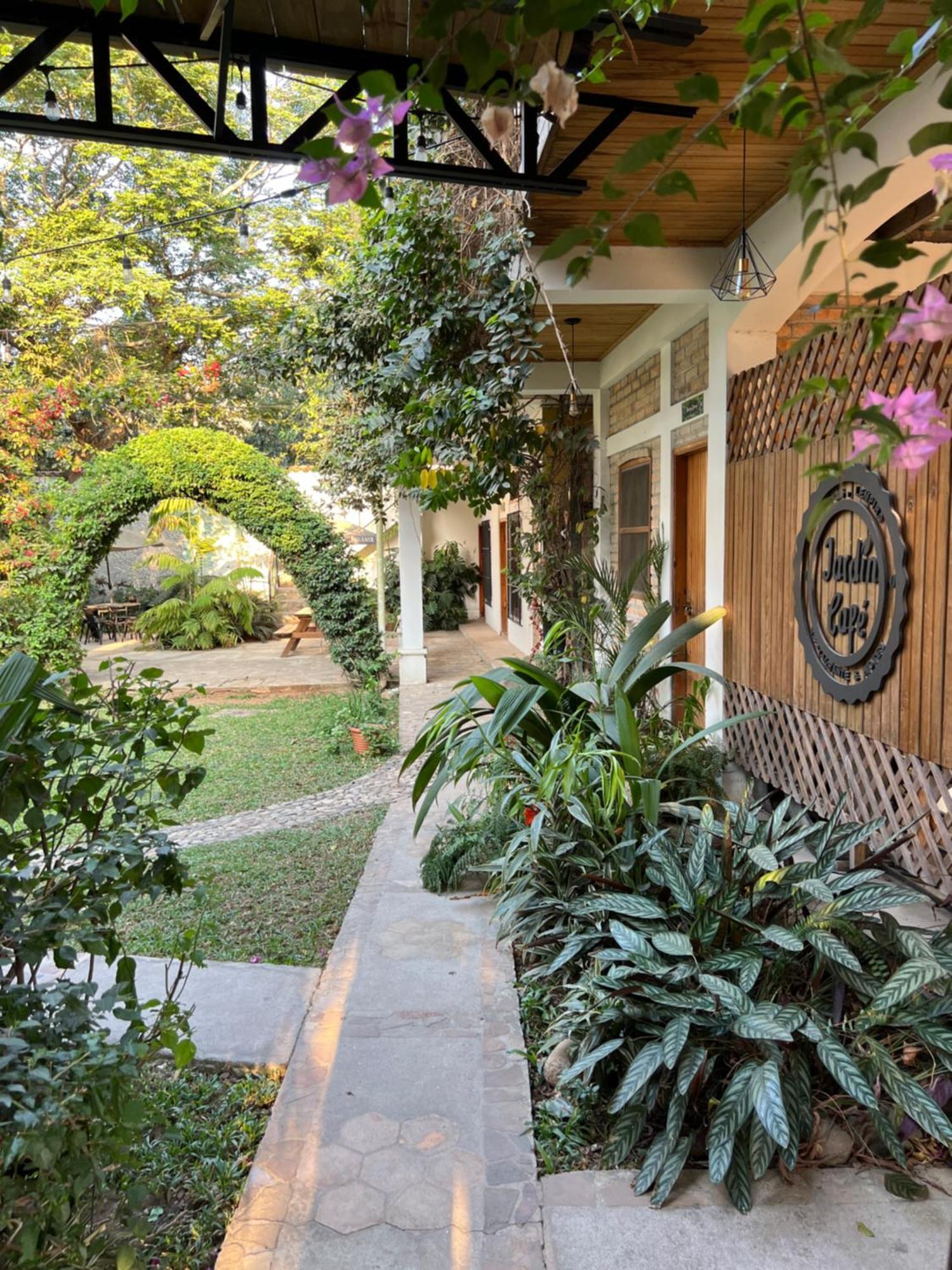 Jardín Café Hotel&Restaurant Gracias Exterior foto